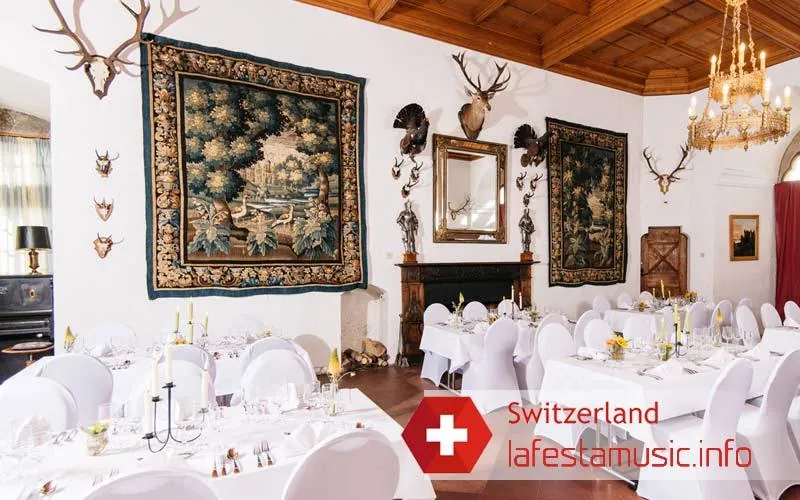 Організація весілля у замку Грансон. Оренда замку Грансон у Швейцарії (ідеї, поради, ціни). Весільна церемонія у швейцарському замку Грансон. Вечірка та банкета в замку Грансон