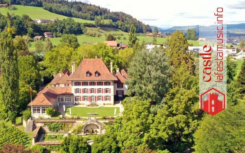 Dinner and banquet planning at Gerzensee Castle (Switzerland). Rent Castle Gerzensee in Switzerland for a conference (ideas & tips). Events and parties in Swiss castles & manor (Basel, Geneva, Lucerne)